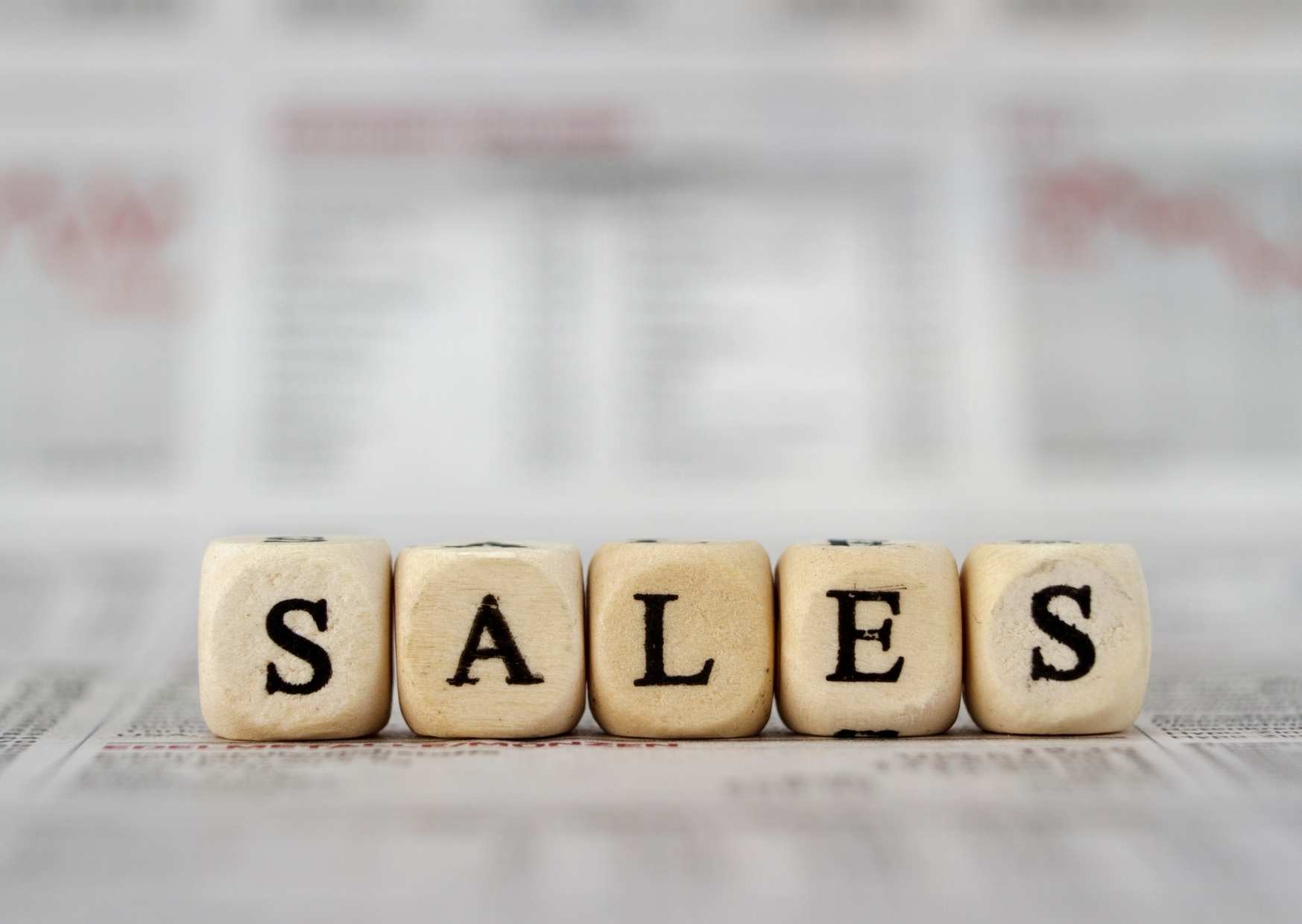 HOW TO SELL WITHOUT ACTUALLY SELLING Beauty Business Secrets